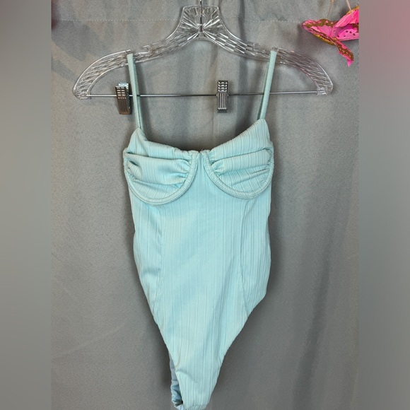 ✨2XHP✨Frankie’s Bikinis Lorelai Underwire Tie Back One-Piece Swimsuit- Sz Small - Picture 3 of 8